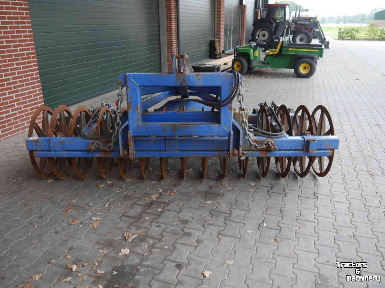 Rouleau compacteur latérale / avant Dalbo Levelflex 2000 3m + crossboard