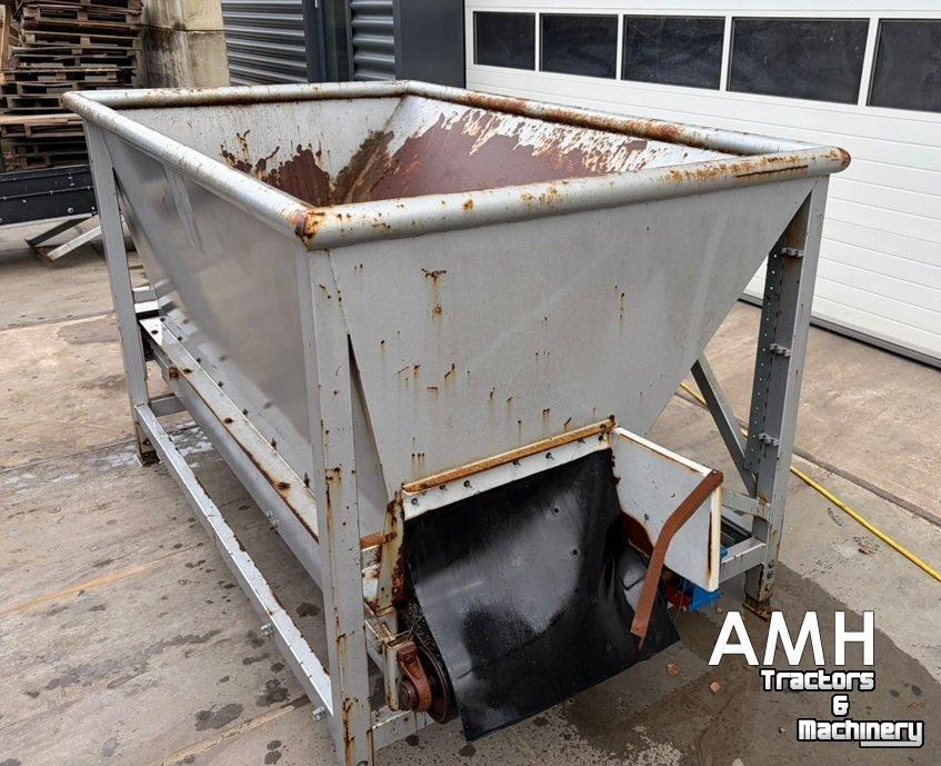 Convoyeur  2730X650 Bunker met uitvoerband+kantelaar, Feed hopper with discharge conveyor including bin tipper, Dosierbunker mit Austragsband inklusive Kistenkipper