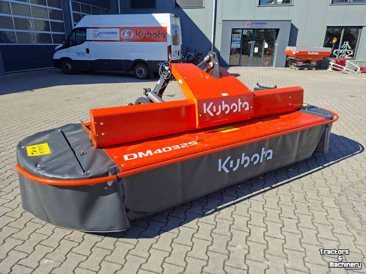 Faucheuse Kubota DM 4032S