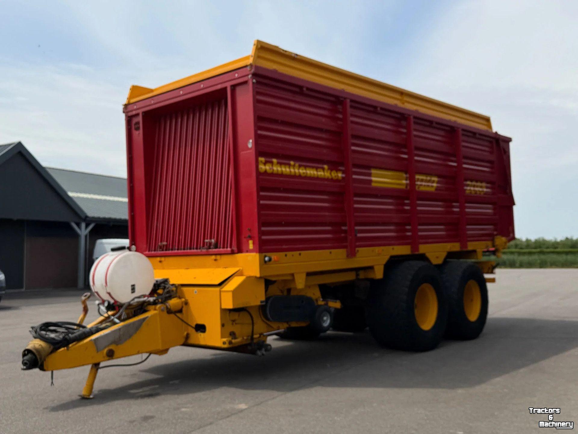 Benne d‘ensilage Schuitemaker Rapide 2085