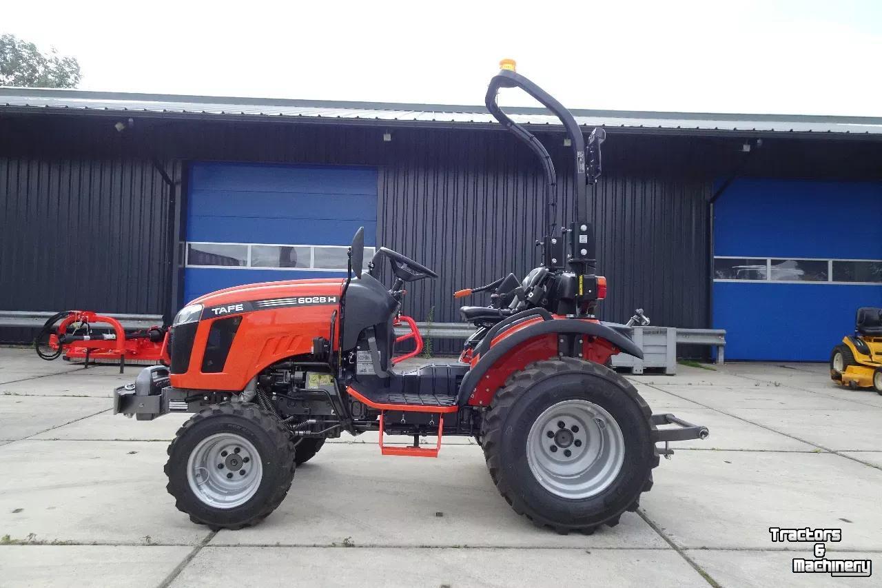 Tracteur TAFE Compact trekker 6028H