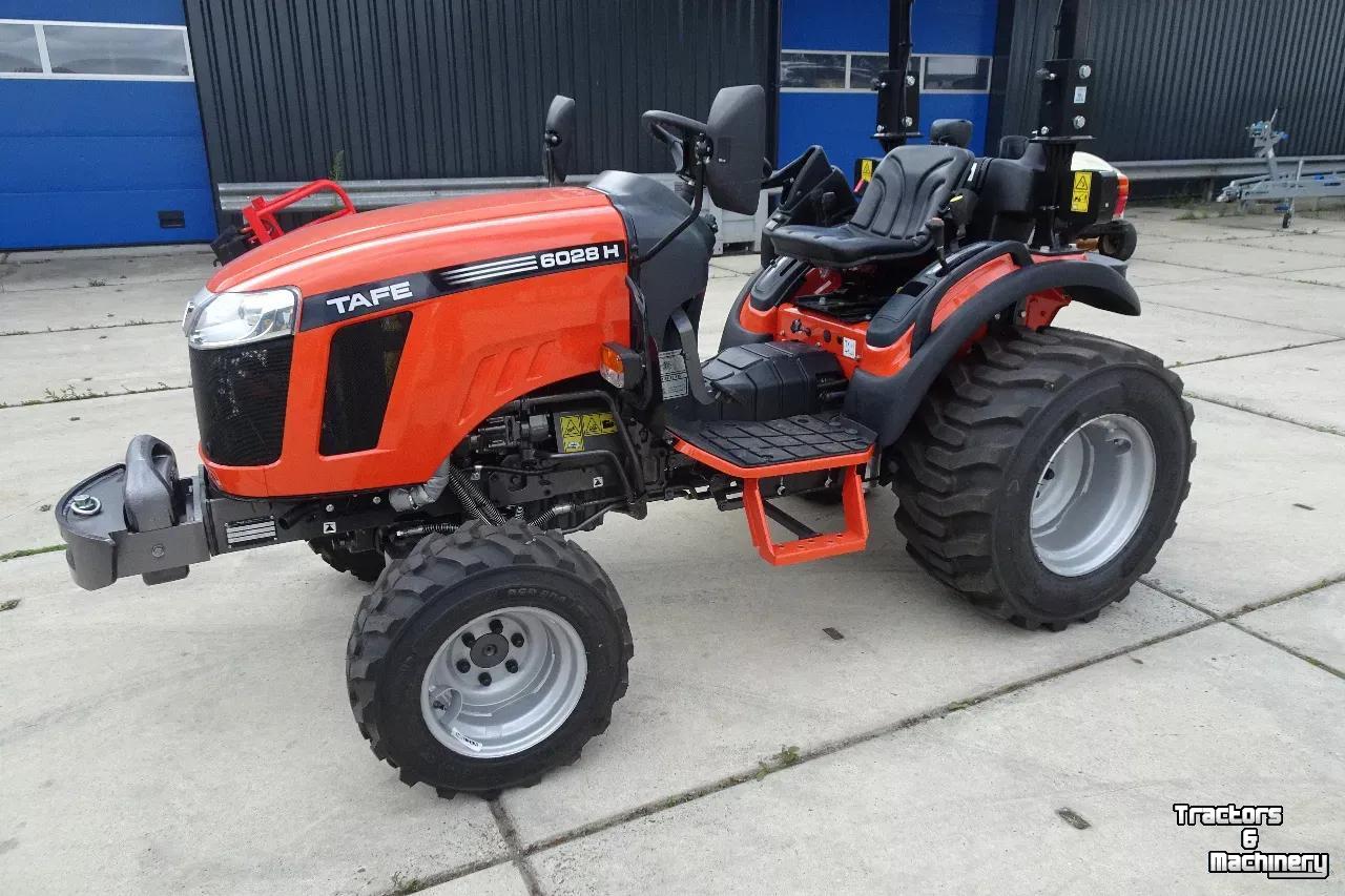 Tracteur TAFE Compact trekker 6028H