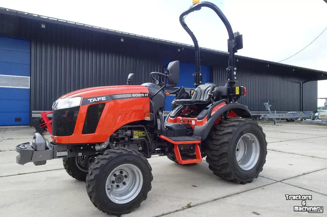 Tracteur TAFE Compact trekker 6028H