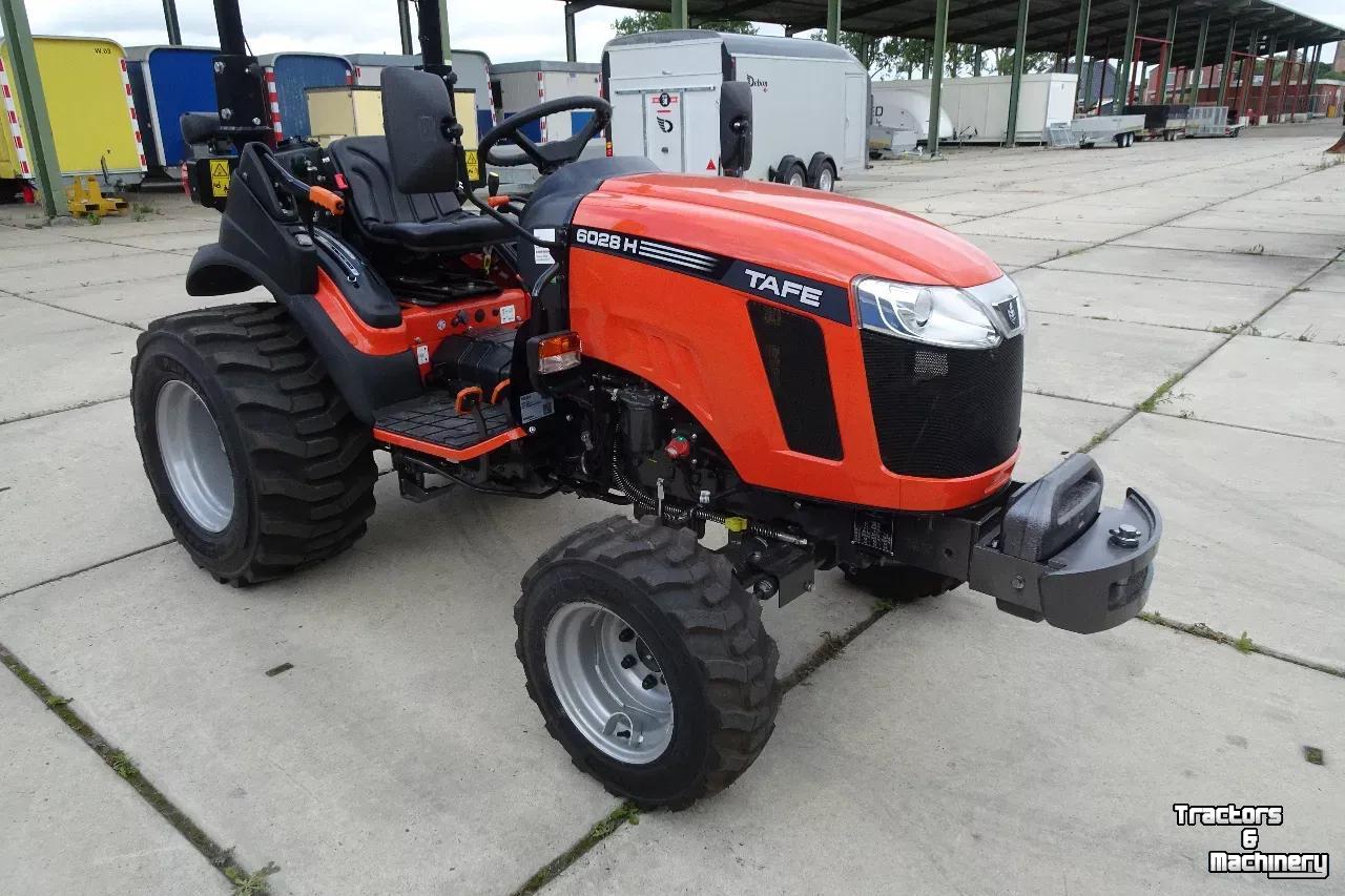 Tracteur TAFE Compact trekker 6028H