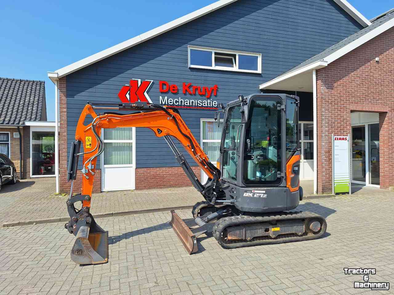 Mini pelleteuse Doosan DX27Z-7