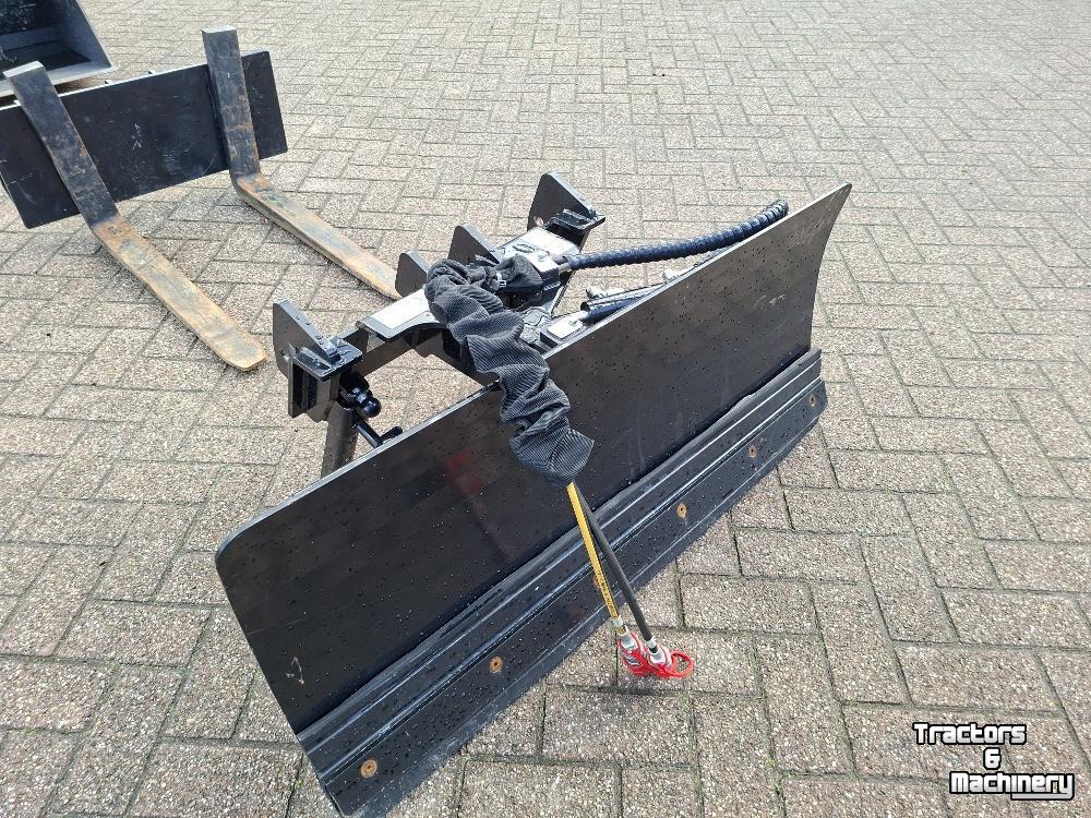 Chargeuse sur pneus Sherpa  SHOVEL 100 SKIDSTER