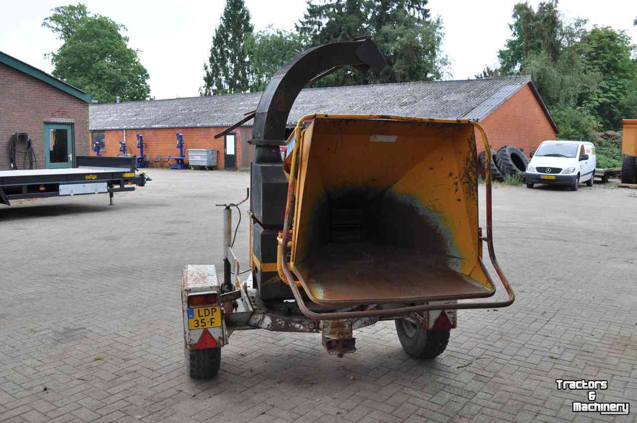 Déchiqueteuse de bois Schliesing 330 ZX