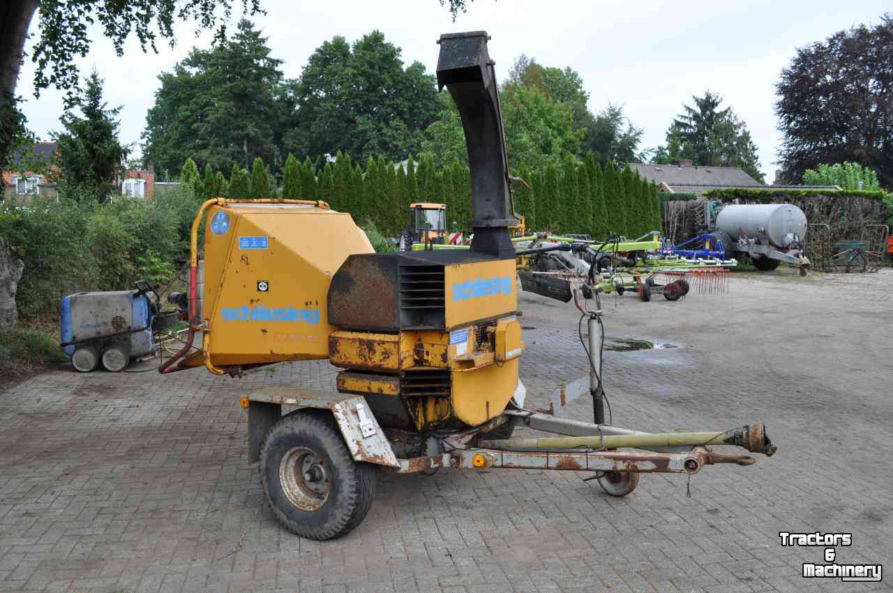 Déchiqueteuse de bois Schliesing 330 ZX