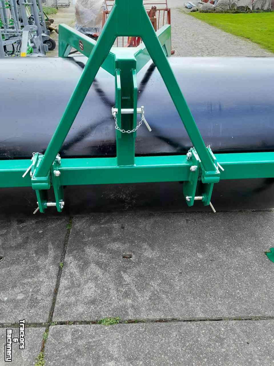 Rouleau brise-motte  landrol 2800 weiderol