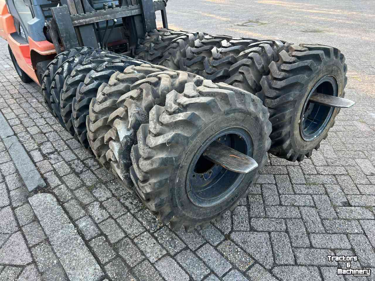 Roues, Pneus, Jantes, Barillets Jumelage Bridgestone 10-15 10 ply schranklader banden