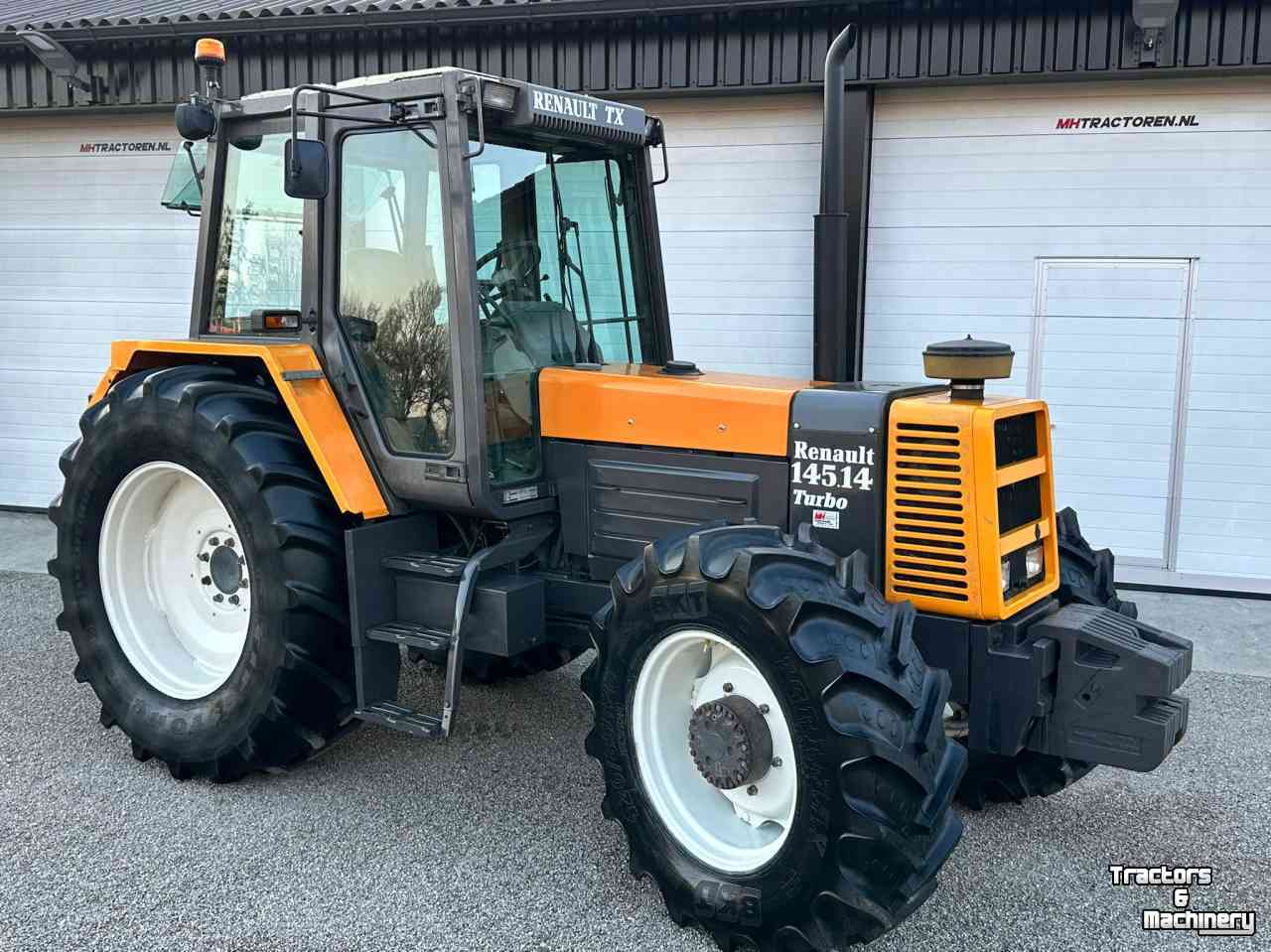 Tracteur Renault 145-14