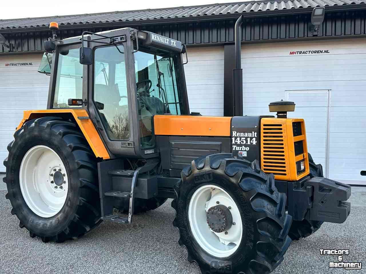 Tracteur Renault 145-14