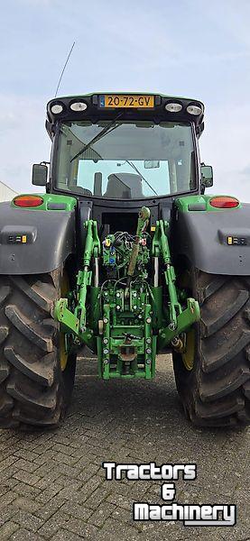 Tracteur John Deere 6210R