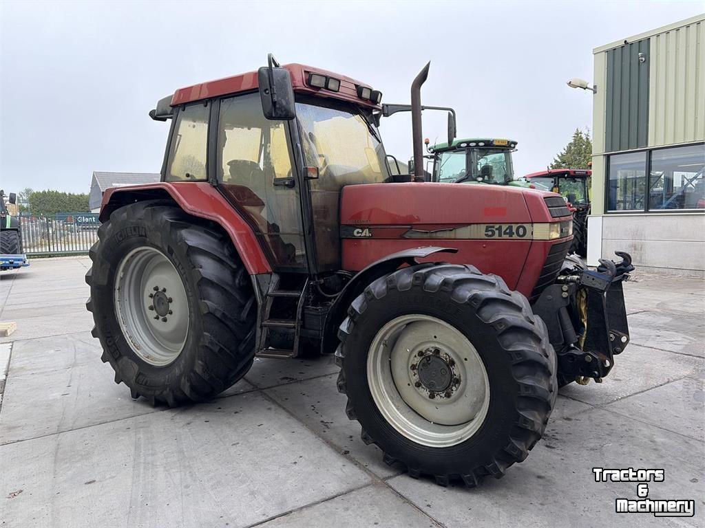 Tracteur Case-IH Maxxum 5100 6 cyl. Series