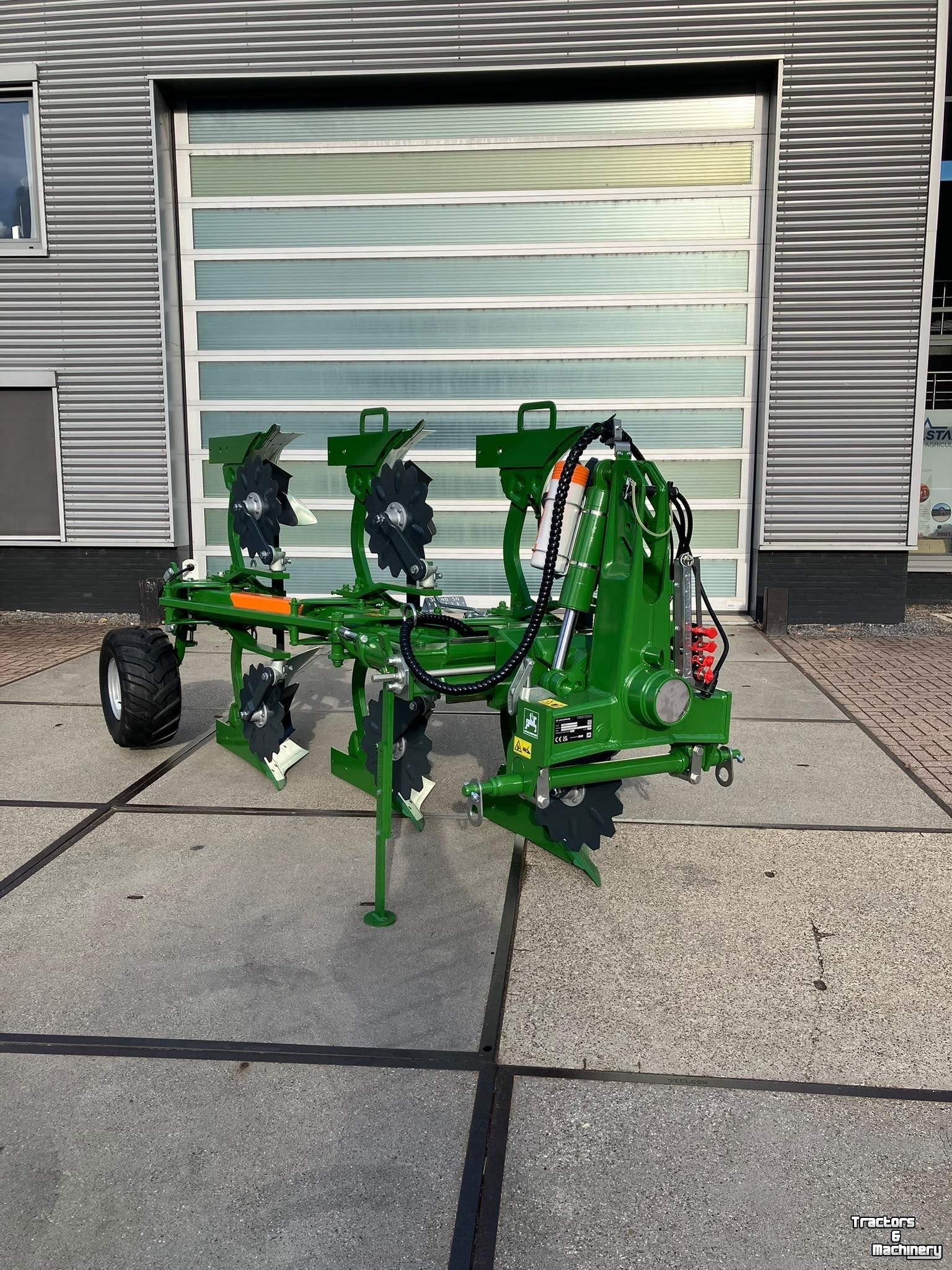 Charrues Amazone Cayros XMS 3-950 V