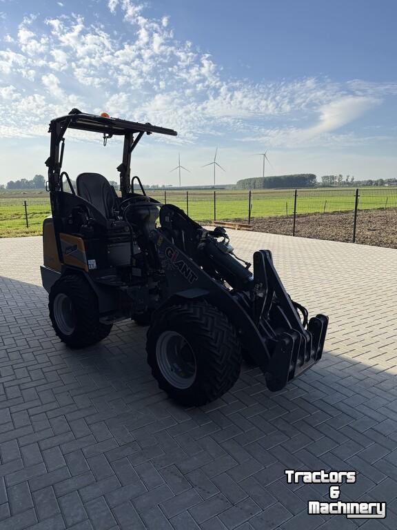 Tracteur Giant G2300extra