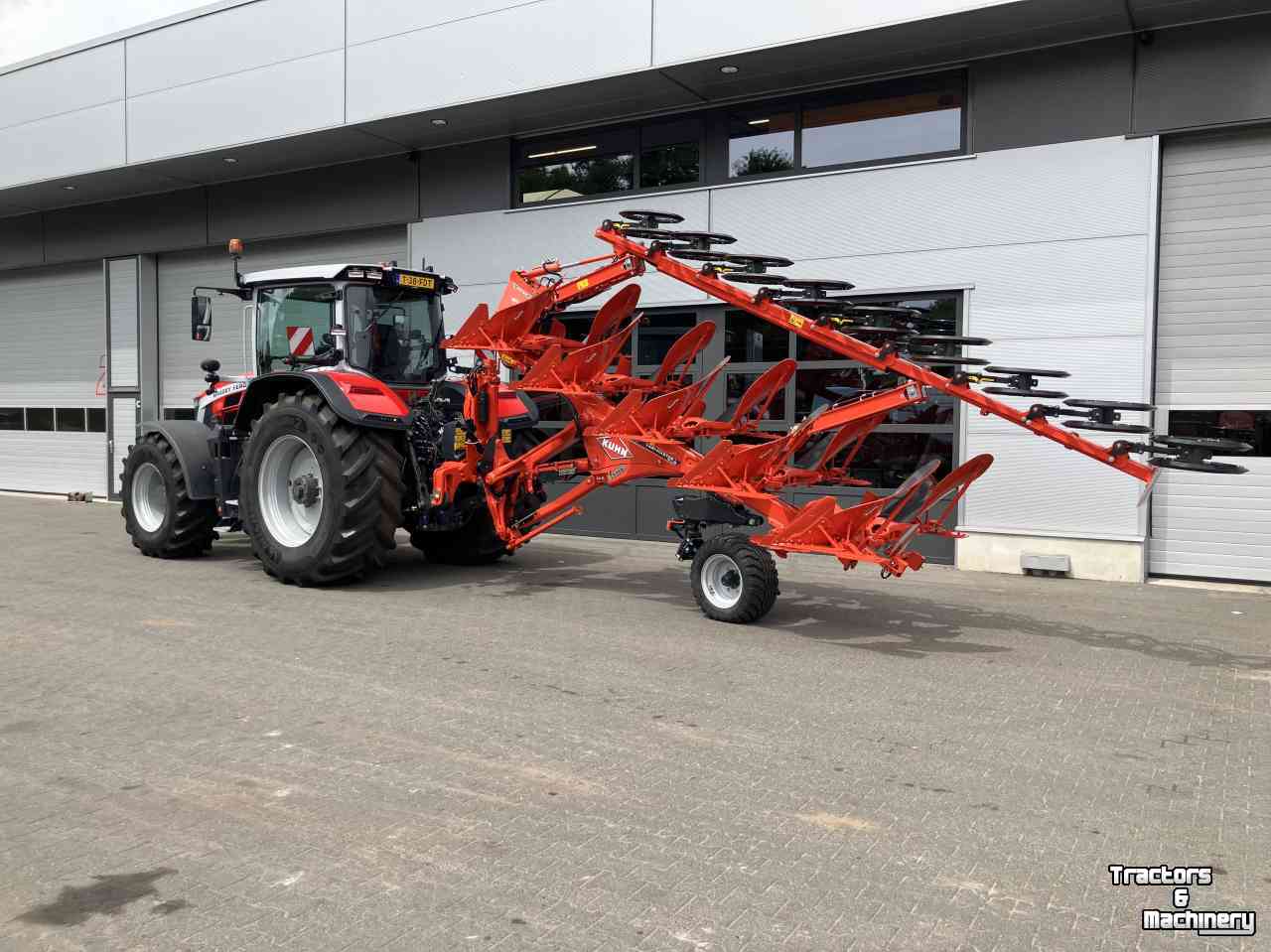 Charrues Kuhn Varimaster L 5ET Onland Duoliner