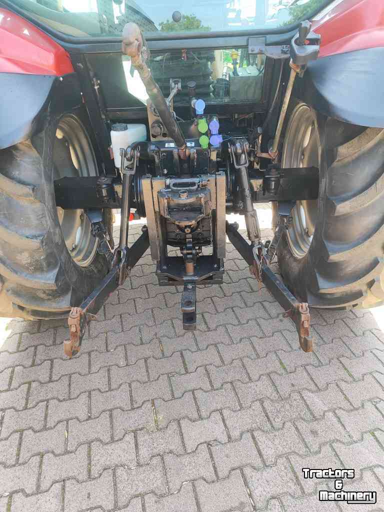 Tracteur Case-IH JXU 1080