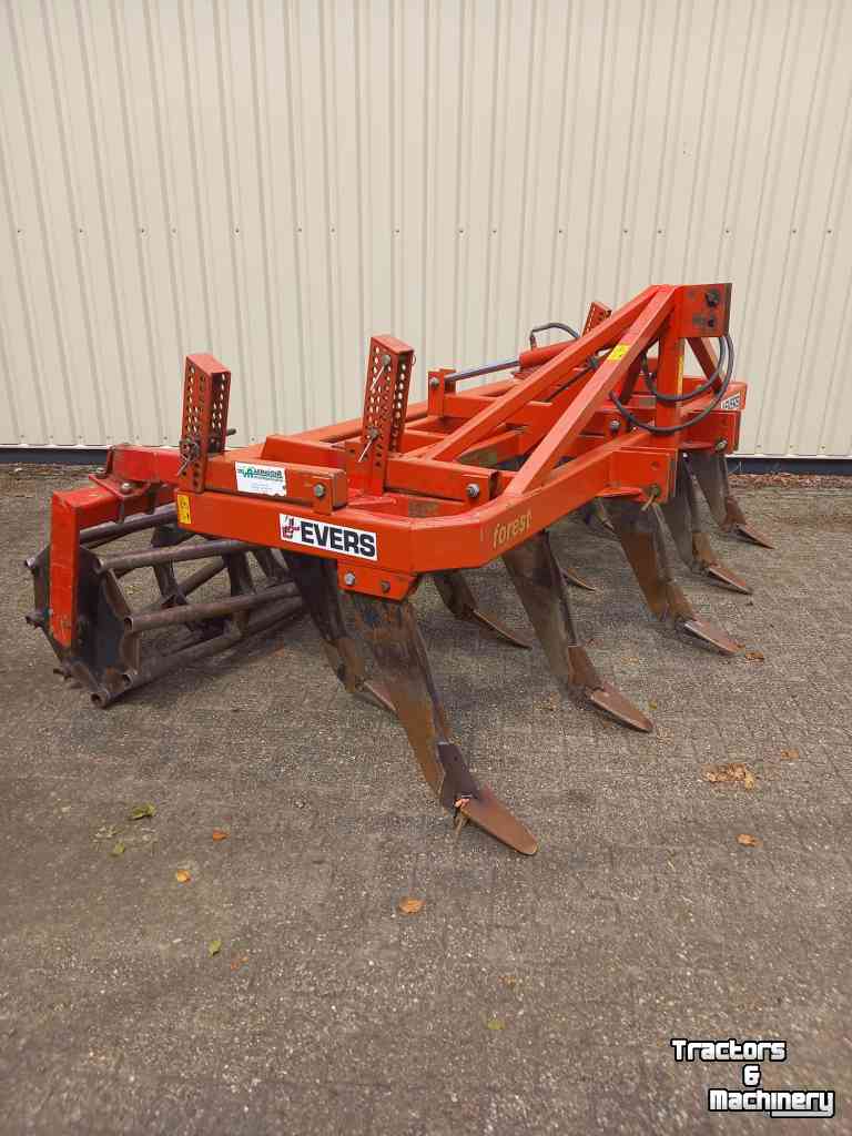 Cultivateur Evers Forest 300-9