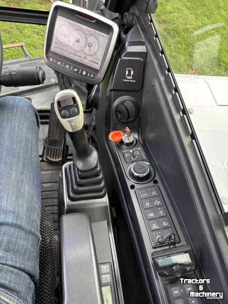 Pelles sur pneus Bobcat E57W