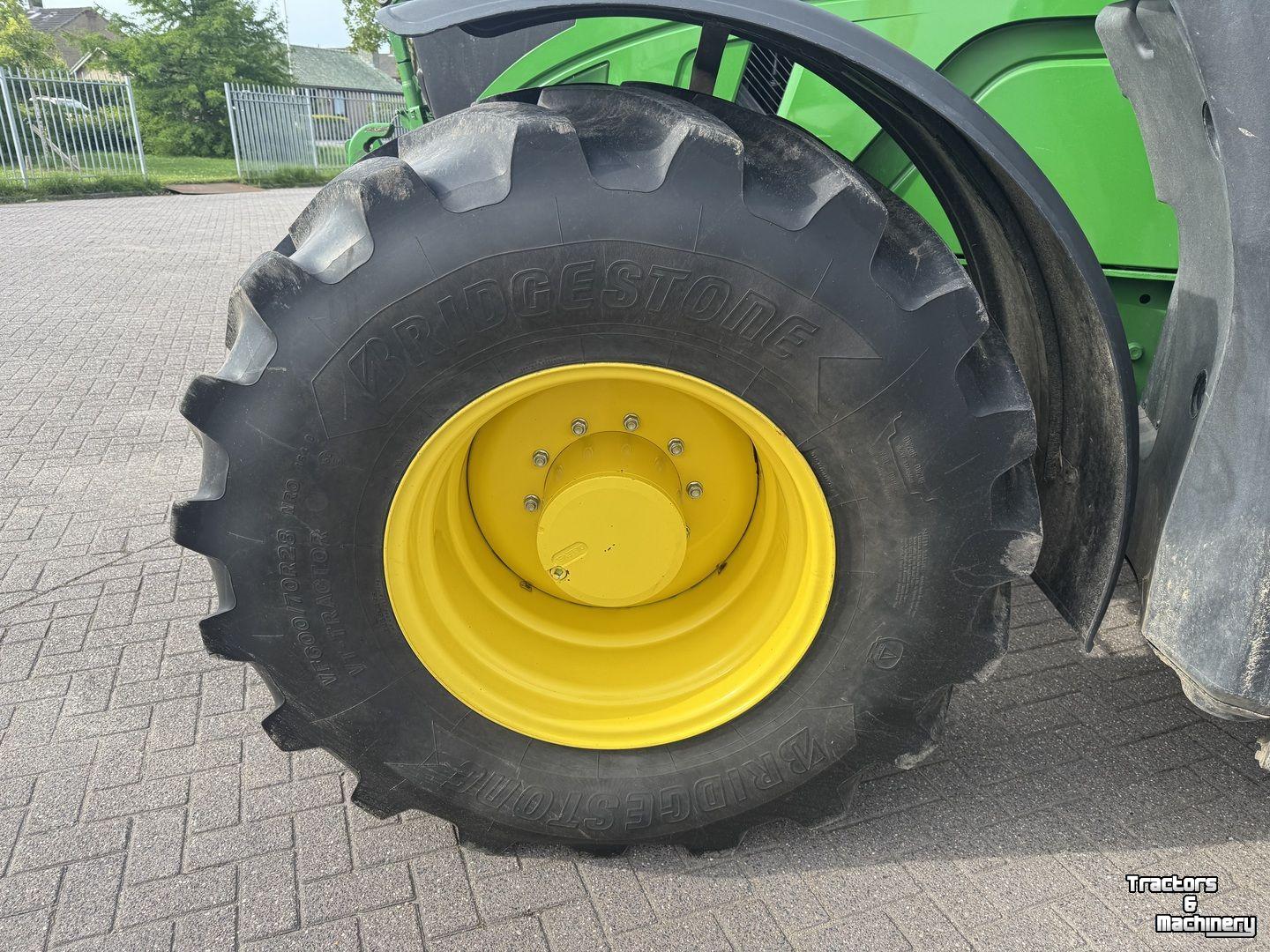 Tracteur John Deere 6R 195
