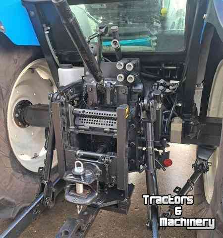 Tracteurs New Holland TL 100 Tractor
