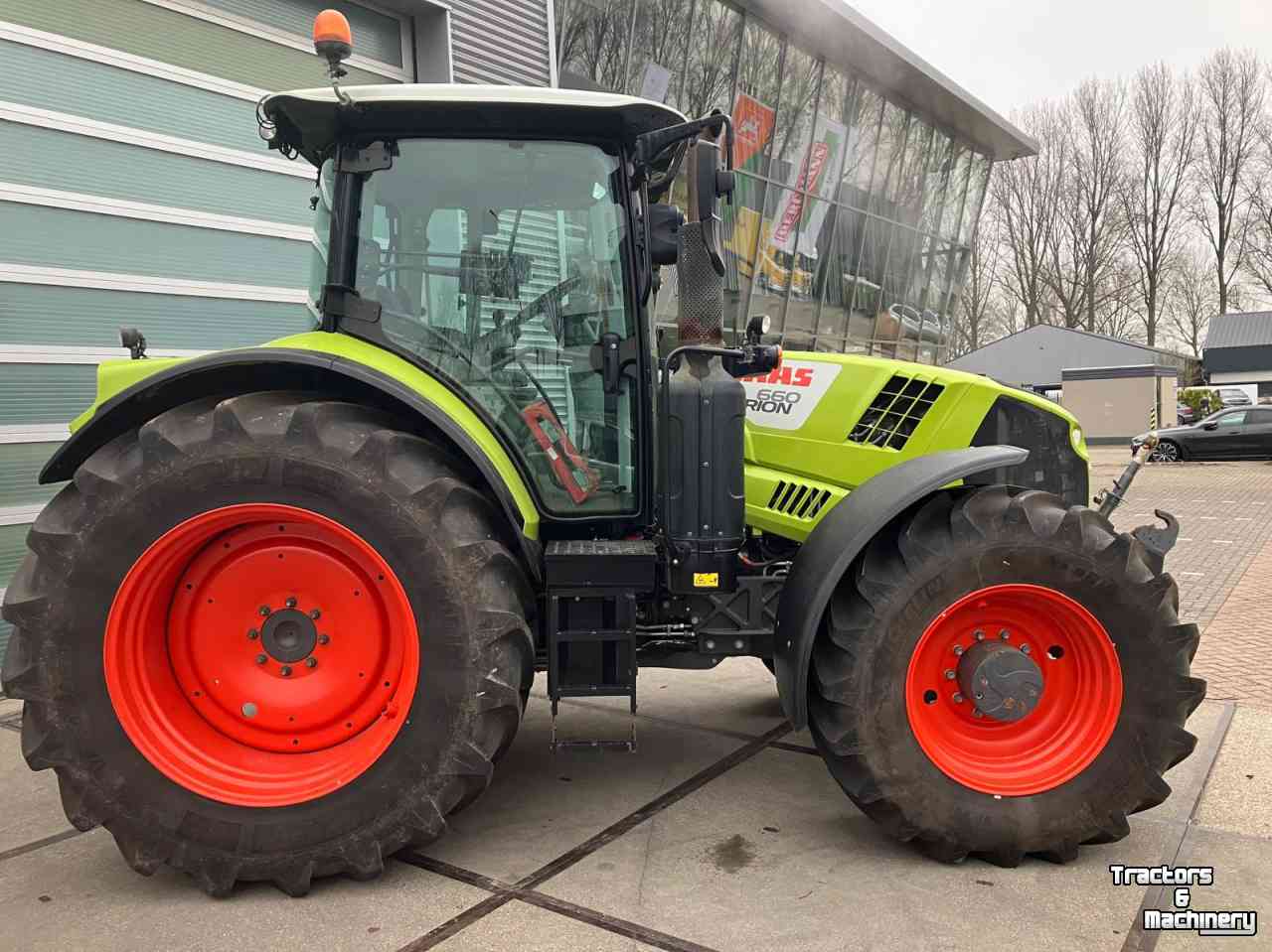 Tracteur Claas ARION 660 St4 CMATIC