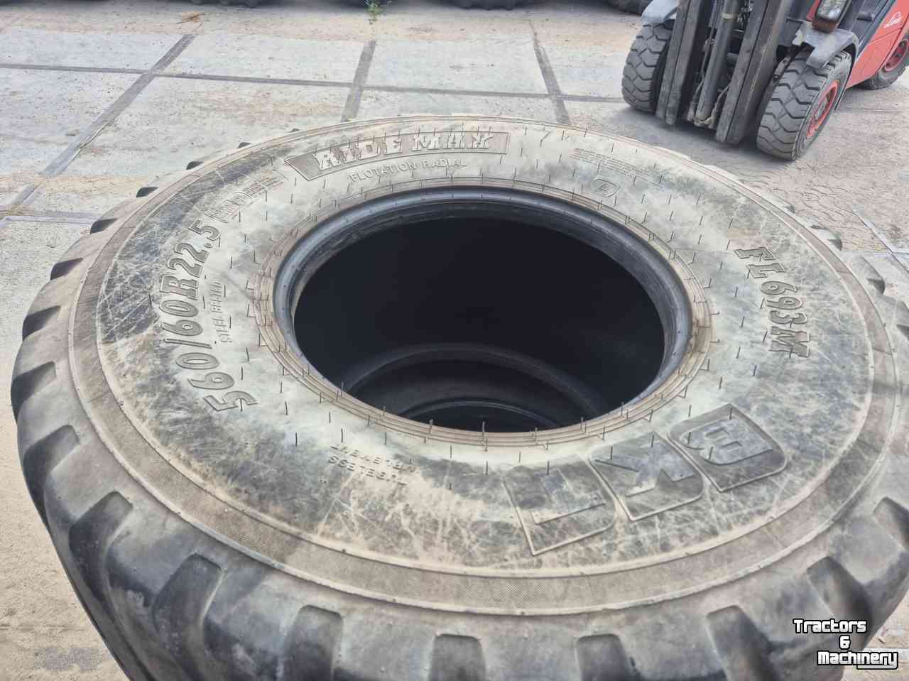 Roues, Pneus, Jantes, Barillets Jumelage BKT 560/60R22.5