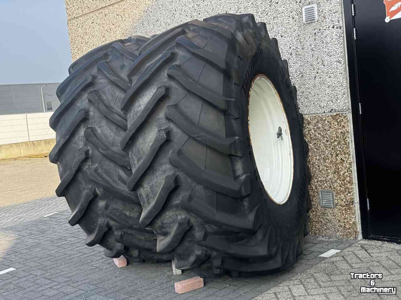 Roues, Pneus, Jantes, Barillets Jumelage Trelleborg Set TM900  800/70R38 op velg asgat 280/335/10gaats  48mm