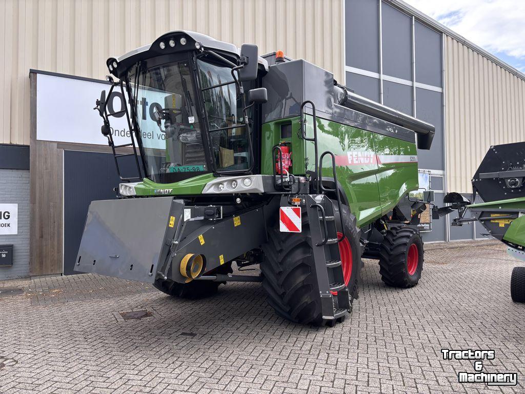 Moissonneuse batteuse Fendt 5255L