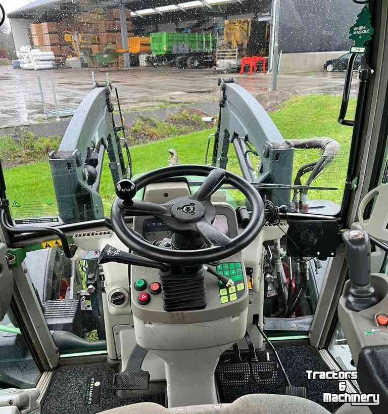Tracteurs Fendt Farmer 412  Vario Tractor + Quicke X56 voorlader