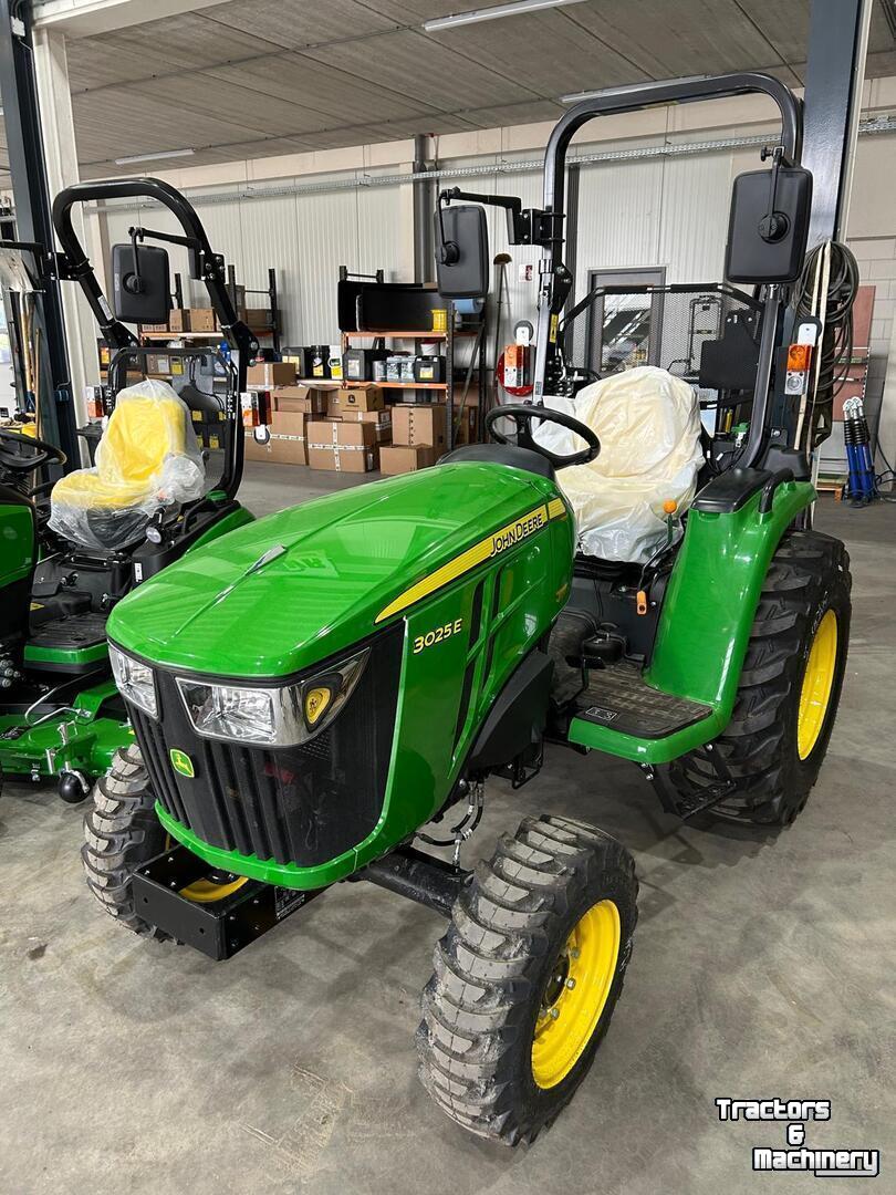 Tracteur pour vignes et vergers John Deere 3025E