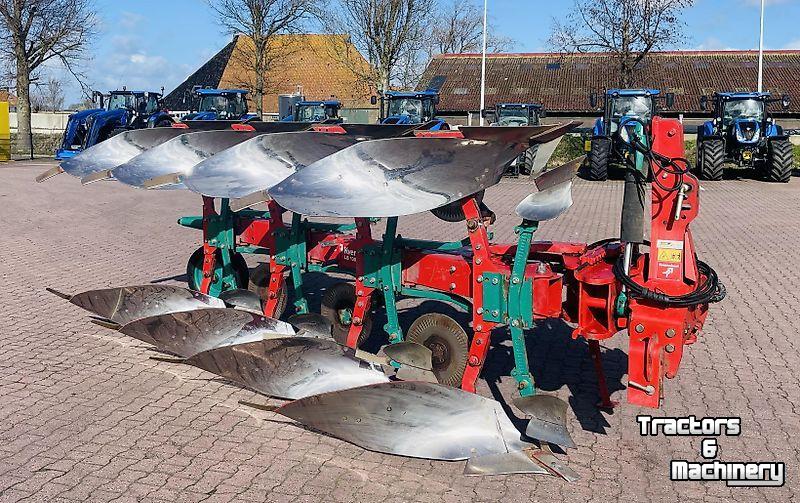 Charrues Kverneland LB 100-300 4-schaar wentelploeg