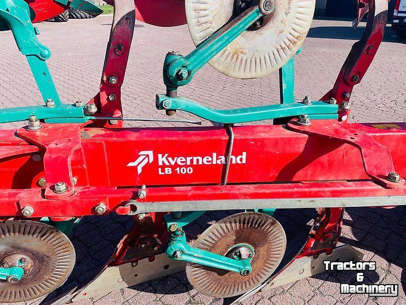 Charrues Kverneland LB 100-300 4-schaar wentelploeg