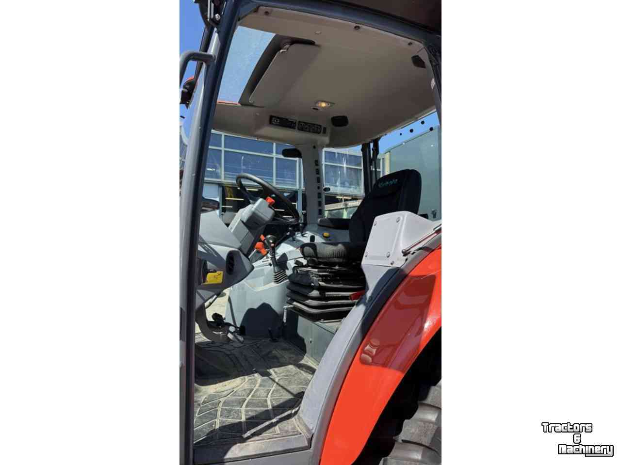 Tracteur Kubota M7042