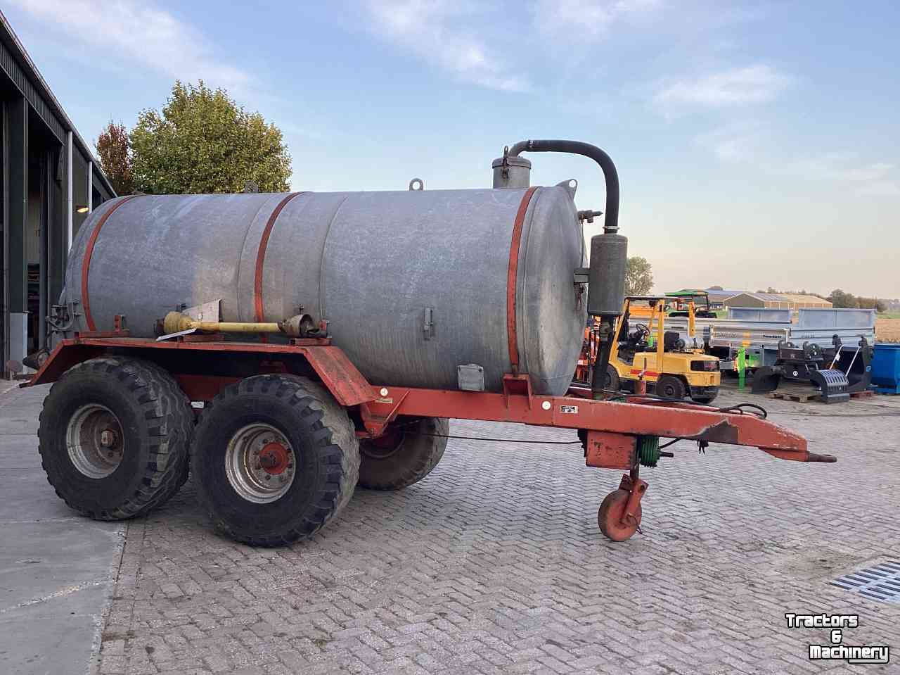 Tonneau de lisier Kaweco 8000 Mesttank