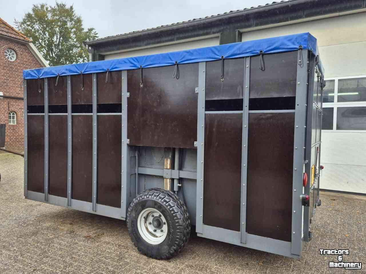 Autres matériel et accessoires de transport agricole  Veewagen 4x2m hydraulisch zakken heffen