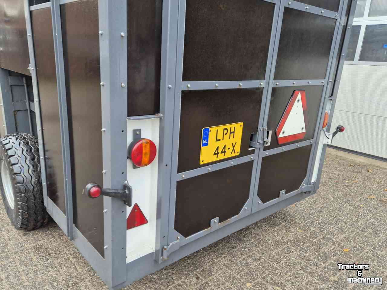 Autres matériel et accessoires de transport agricole  Veewagen 4x2m hydraulisch zakken heffen