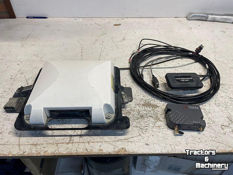 Systèmes et accessoires de GPS Trimble GPS antenne type 372 met modem en RTK unlock