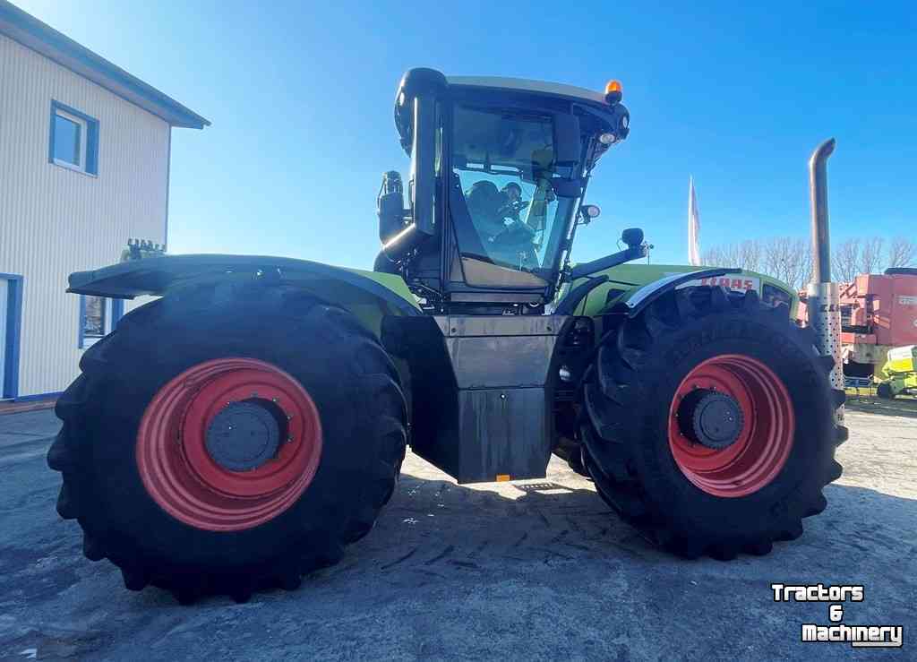 Tracteurs Claas XERION 3800 TRAC VC
