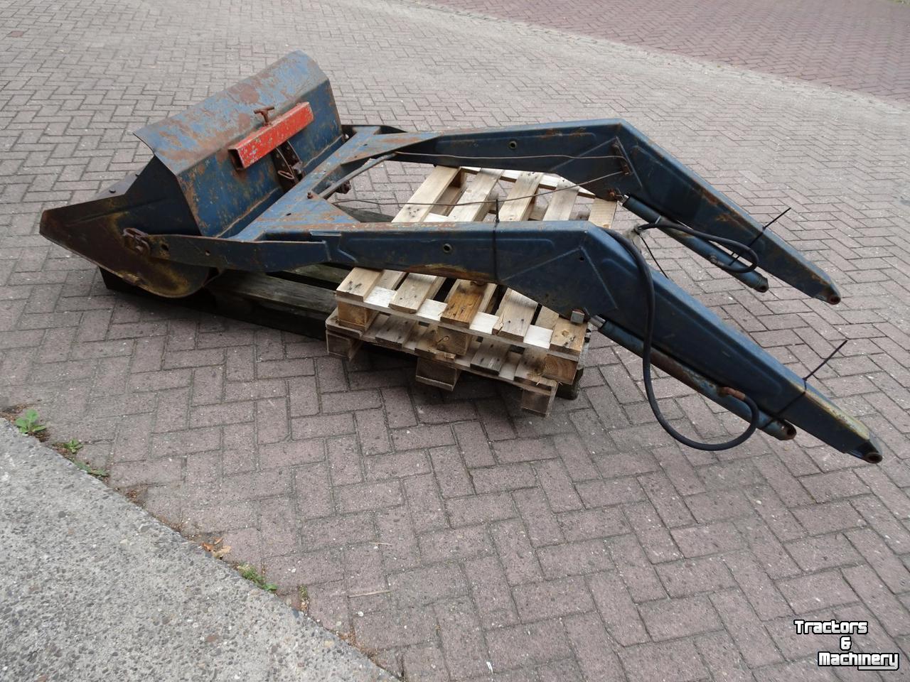 Chargeur frontal Fiat 640 DT VOORLADER