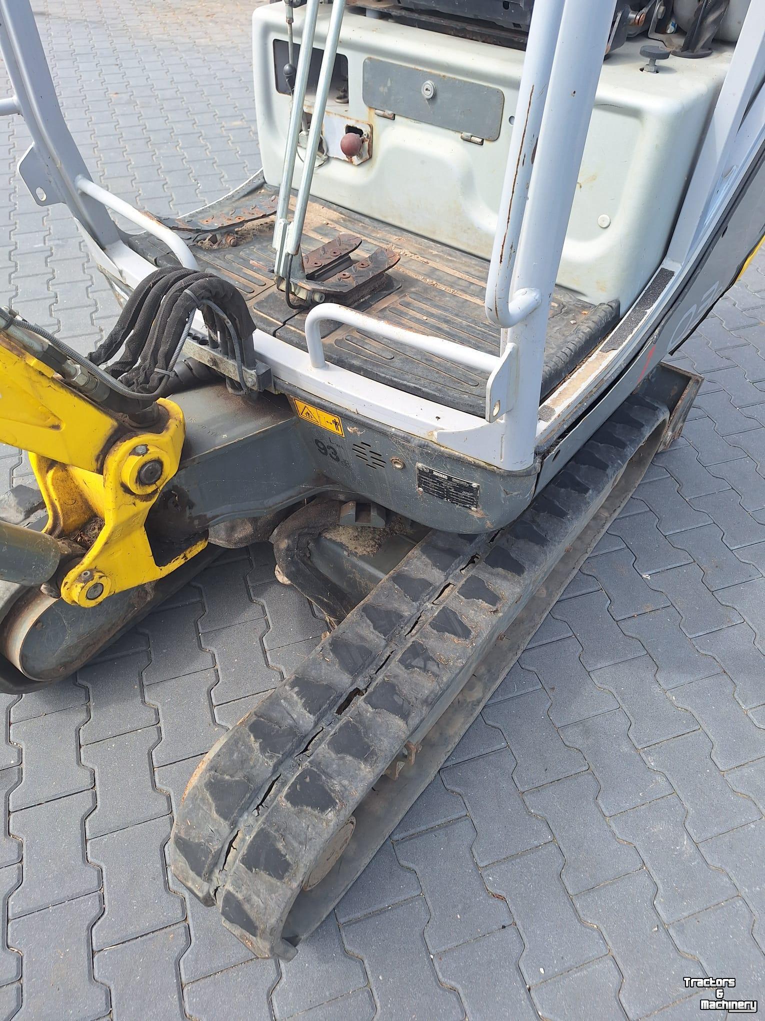 Mini pelleteuse Wacker Neuson Wacker Neuson kraan                                 1703