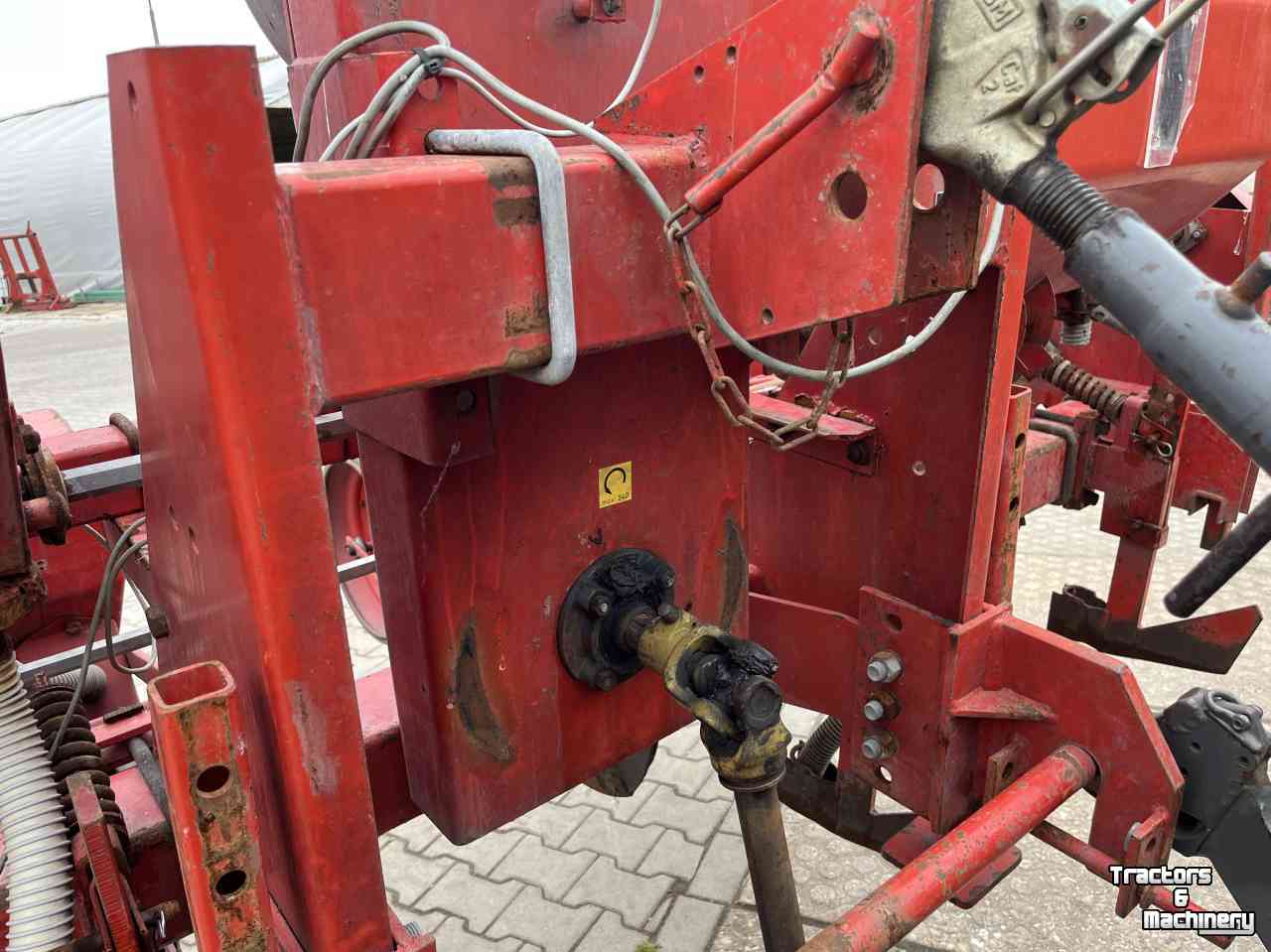 Semoir Becker 4 rijer maiszaaimachine