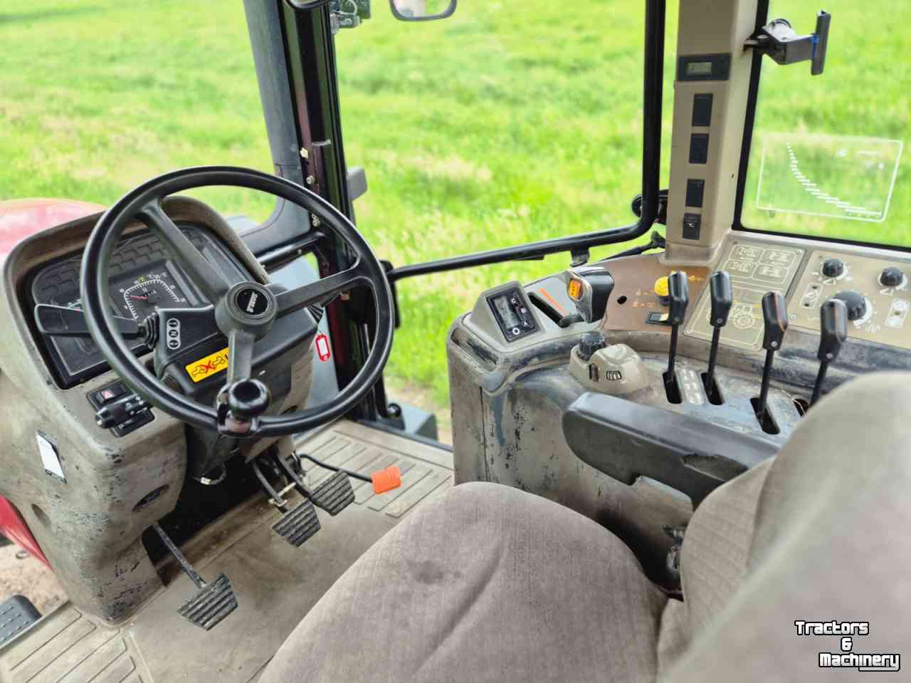 Tracteur Case-IH MXM 140
