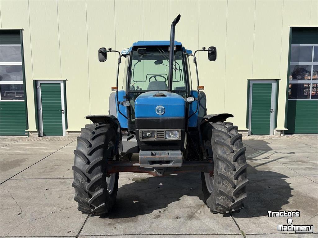 Tracteur New Holland 8340 SLE