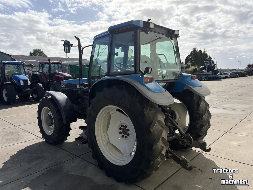Tracteur New Holland 8340 SLE
