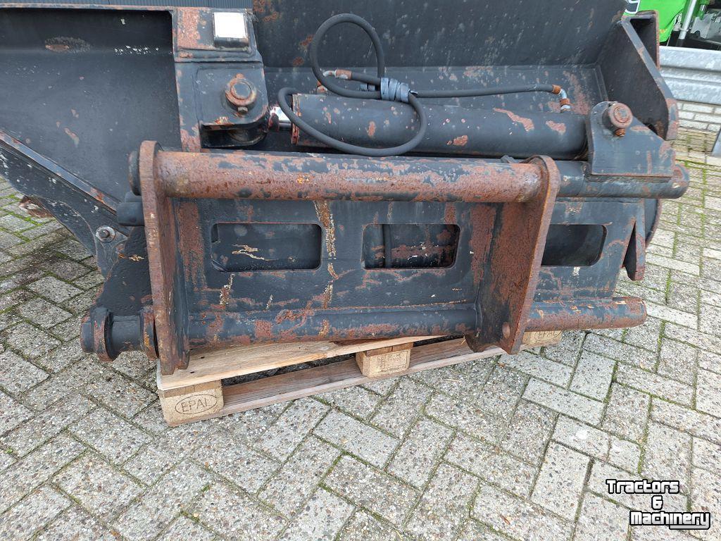 Godets curage orientable Manitou ZIJKIEPBAK