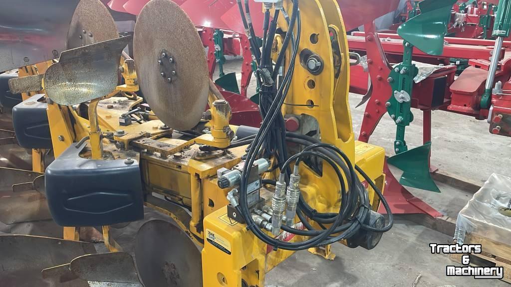 Charrues  Optimus 4schaar ploeg