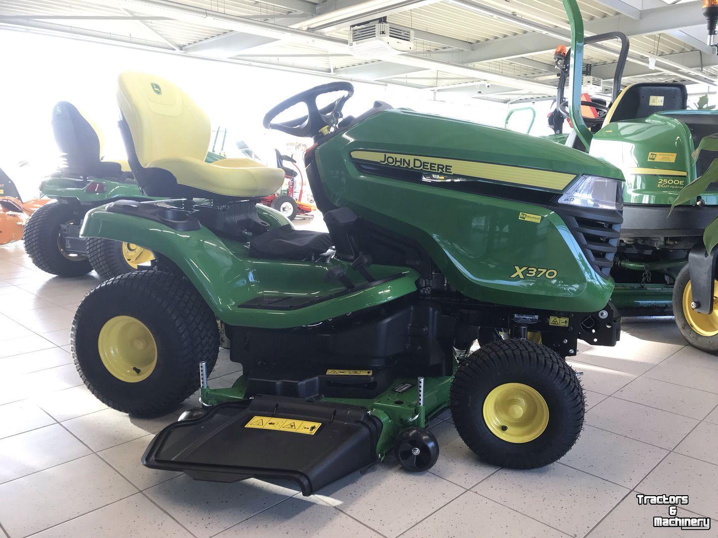 Tracteur Tondeuse Autoporté John Deere X370