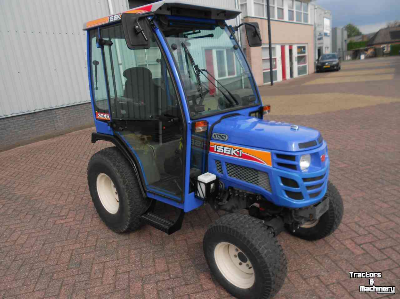 Tracteur pour horticulture Iseki 3245